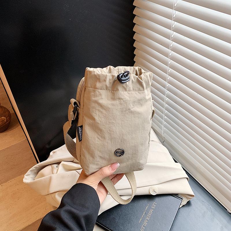 Fashion Personalized Versatile Small Bag 2025 Summer New Casual Anti-splashing Shoulder Messenger Bag Women's Nylon Bag