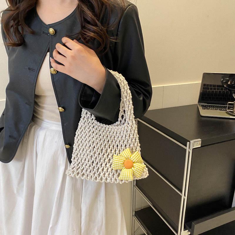 Trendy Small Square Handbag With Vintage Woven Texture Ideal For Daily Use