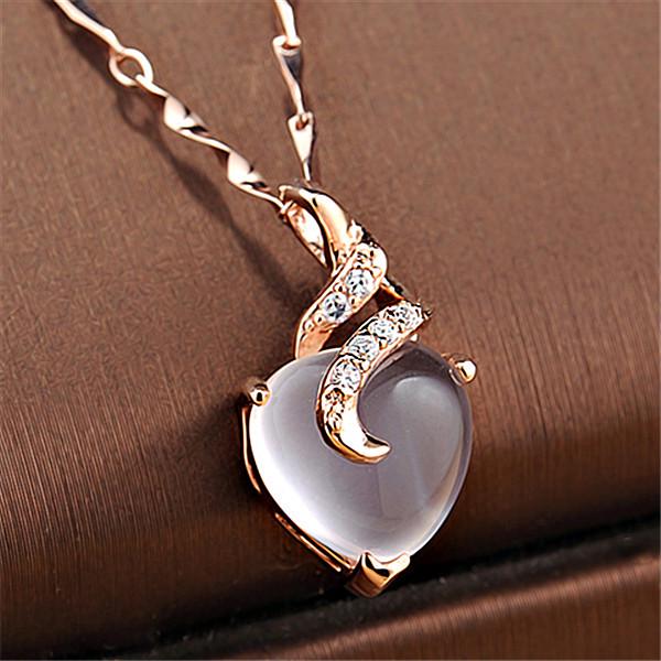 Korean Style Rose Gold Heart Necklace with Natural Rose Quartz Pendant - Women's Pink Crystal Clavicle Chain