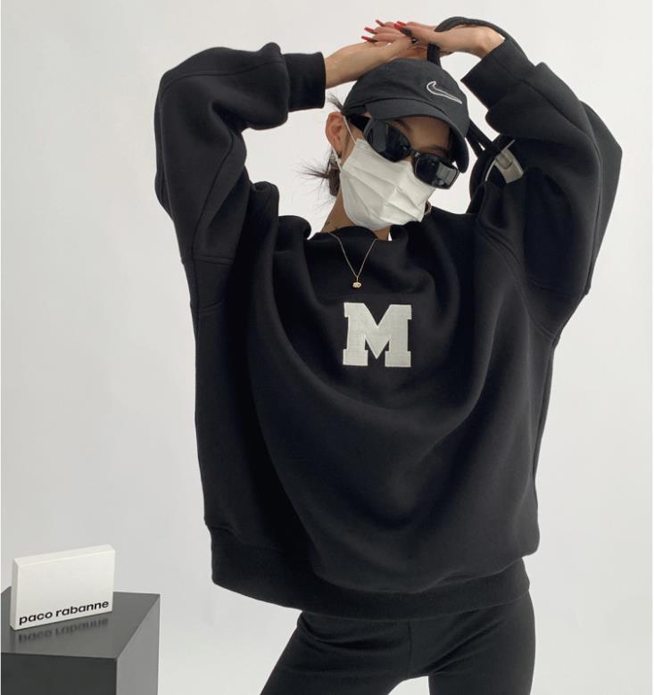 Women Loose Pullover Hoodies Students Fashion Embroidered Letter Sweatshirt Ladies Round Neck Sweater Velvet Autumn New Korean Style