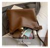 2025 Autumn/Winter Women's Versatile Large-Capacity Shoulder Bag - Niche Commuter Style