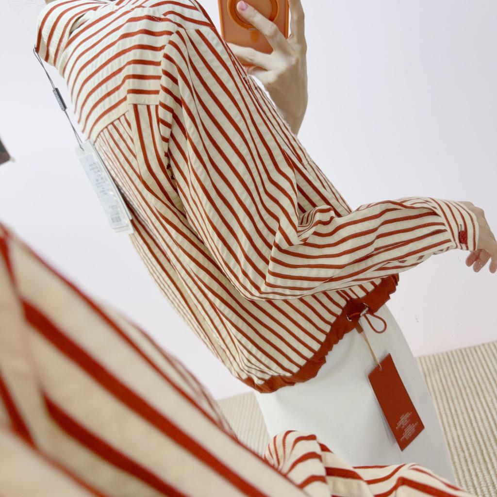 2025 Autumn Fashion Vertical Striped Long Sleeve Shirt