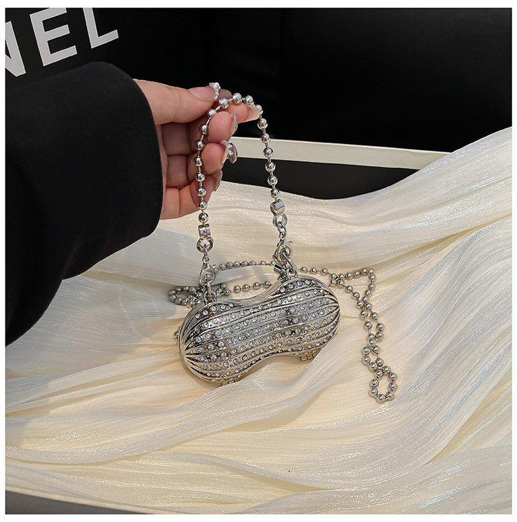 

Luxury Diamond Inlay Peanut Shape Crystal Clutch Purse Stones Evening Wedding Party Shoulder Bag Handle Rhinestone Mini Handbags