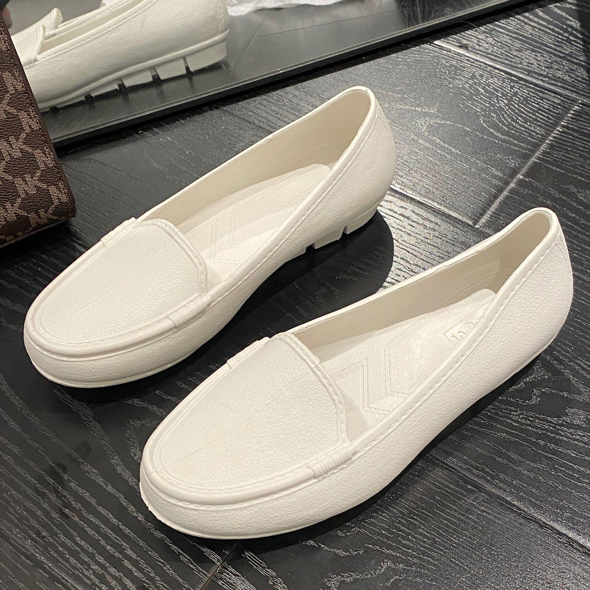 Yuzhihao Women s Solid Color Slip-On Sandals: Four Seasons, Flat Bottom, Closed Heel, Fashionable Shallow Mouth Design. 36