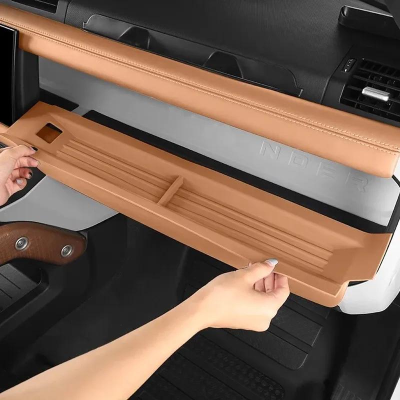For Land Rover Defender L663 Organizer Stowing Tidying Silicone Pad for Passenger Side Dashboard Center Console Anti-slip Mat