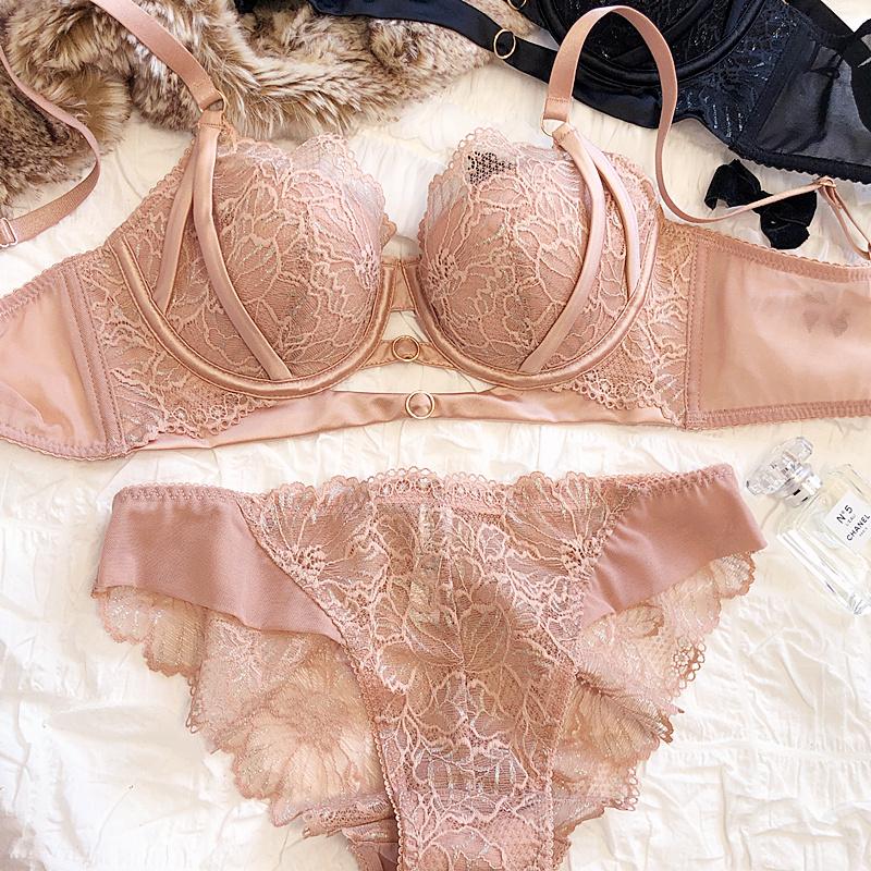 1 Set/Französische Mode Damen Unterwäsche Set Dünne Cup Komfort BH Set Sexy Spitze Blumen Stickerei Dessous Hohl Push Up Büstenhalter 85D rosa