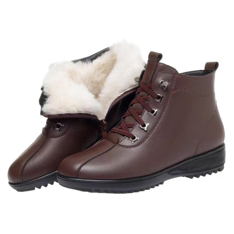 Winter velvet warm short boots soft leather boots cotton boots thickened middle-aged flat bottom mother cotton shoes women's shoes factory