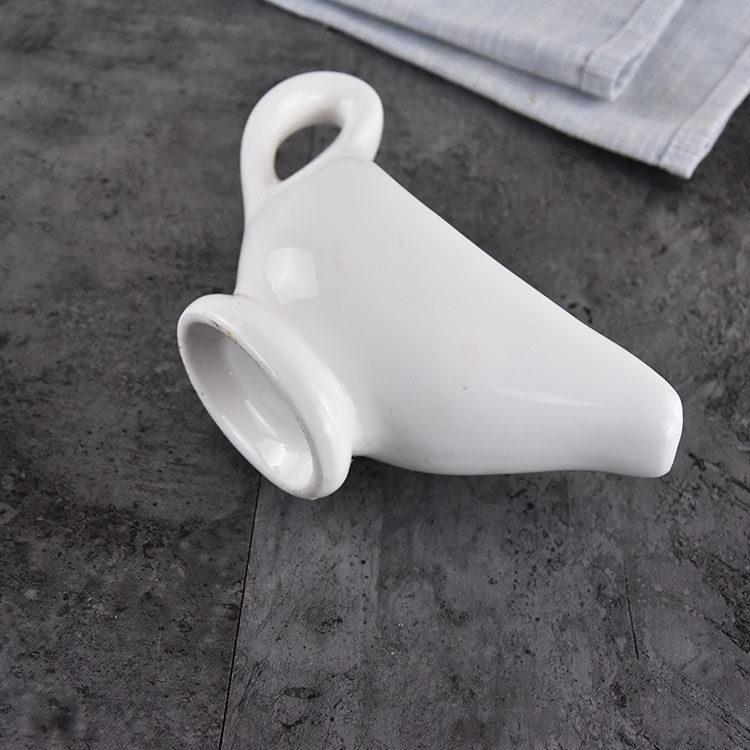 Elegant White Ceramic Sauce Boat - Steak Sauce, Salad Seasoning Dispenser for Restaurants and Hotels