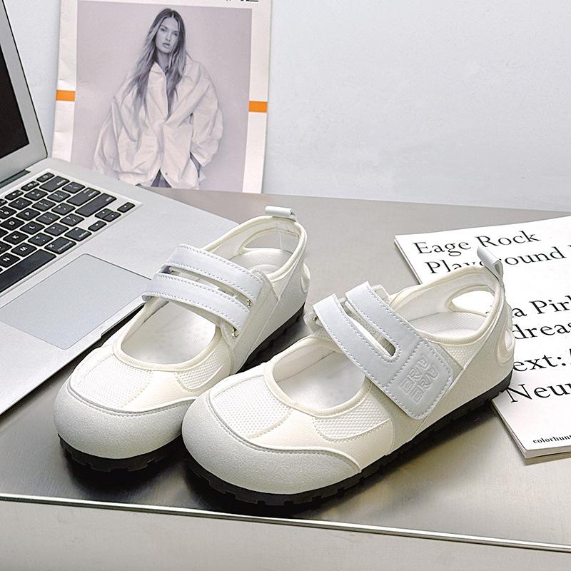 3 flat-bottomed Velcro sports bag head sandals women's summer hollowed-out outer wear new breathable fashion shoes