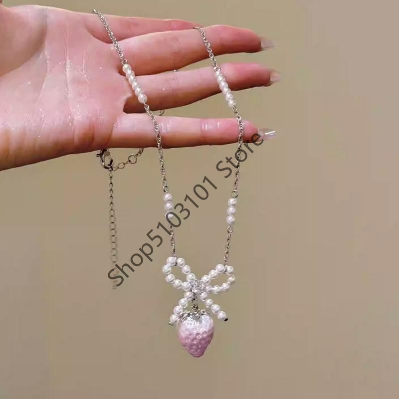 Sweet Strawberry Bowknot Pearls Pendant Necklace Elegant Beaded Neck Jewelry Piece For Women Girls Gift