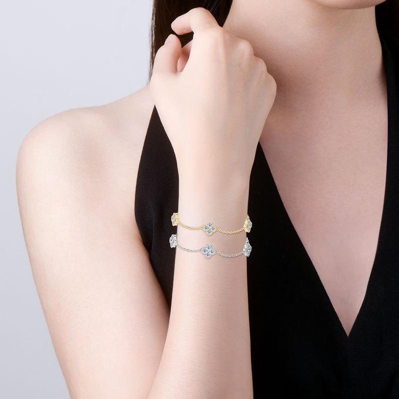 Silvere Glam Light Luxury, Niche Four-leaf Clover Mosan Diamond Five-flower Bracelet, Pure Silver Jewelry, Daily Commuting Accessory