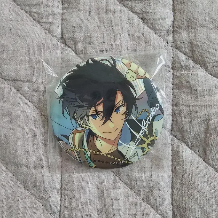 

Я продаю значок Anstar Ensemble Stars к 9-й годовщине, значок Хокуто