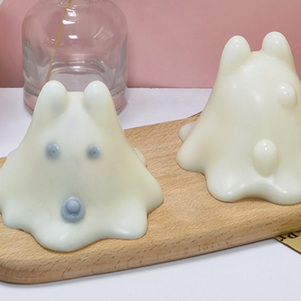 Versatile 3D Pudding Cat Candle Molds Non-Toxic Easy To Clean Durable Eco-Friendly Silica Gel