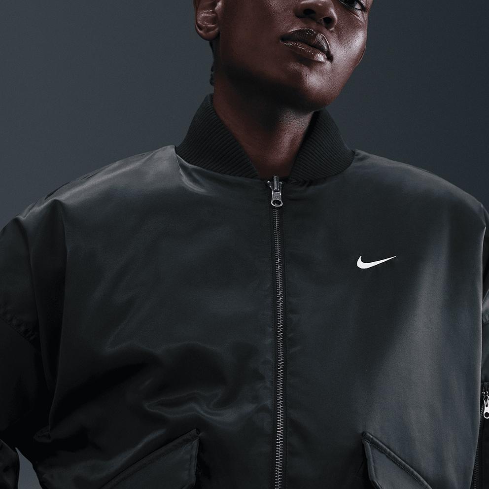 Nike Sportswear Women's Therma-FIT Reversible Bomber Jacket HV2812-010