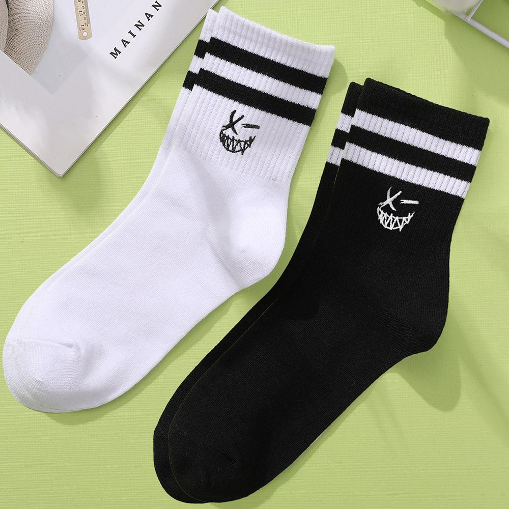 

2 пары вышитых носков средней длины для мужчин, параллельные брусья, модный озорной дизайн, простые осенние теплые высококачественные носки для мальчиков One Size