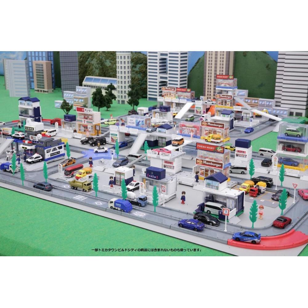 Tomica Tomica Town Build City 7-Eleven
