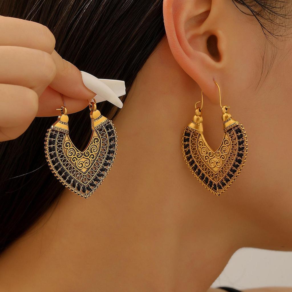 Bohemian Floral Totem Earrings: Elegant High-End Carved Accessories for Women
