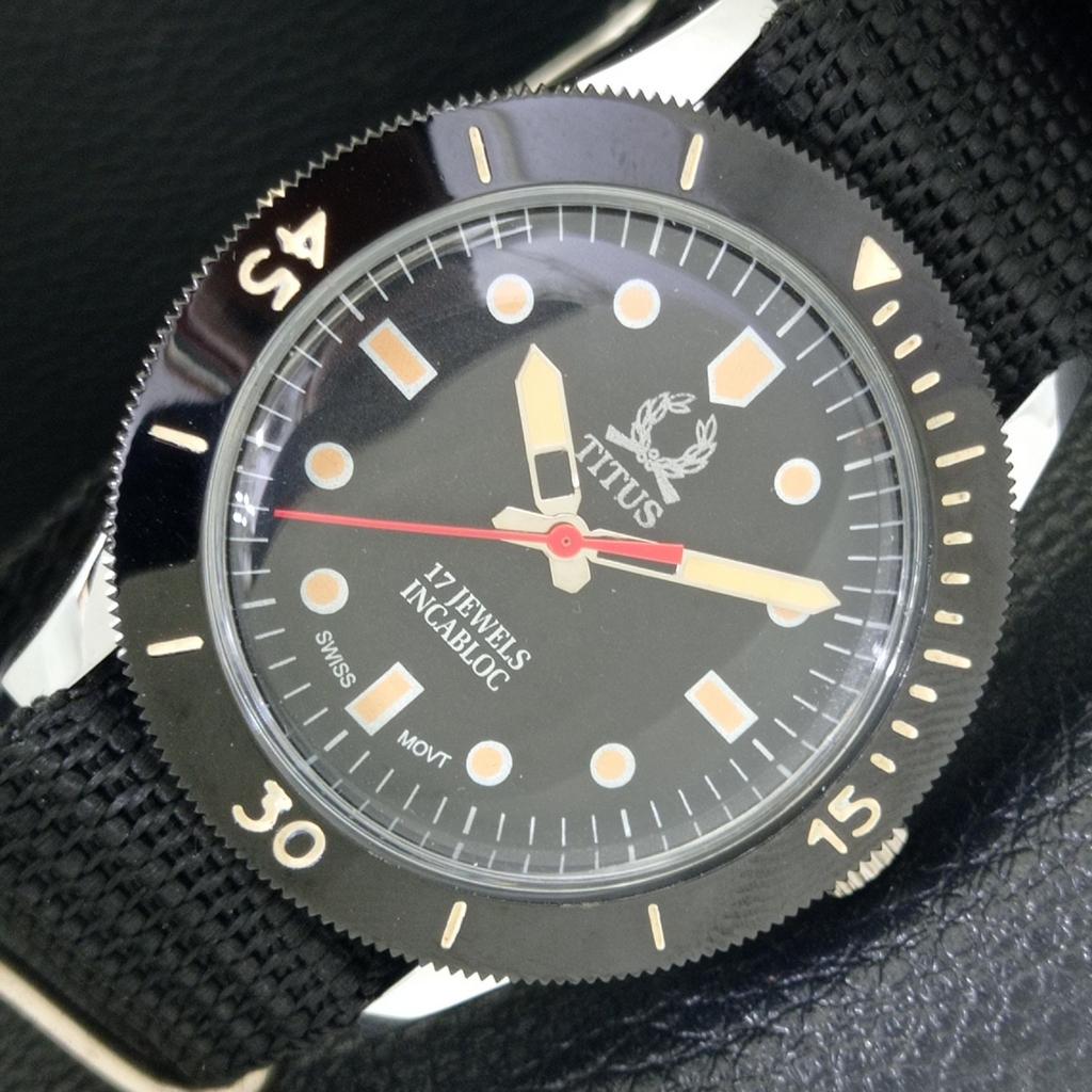 

HAND-WINDING VINTAGE TITUS SWISS MENS TURNABLE BEZEL BLACK DIAL WATCH a700221-5 R202-a700221