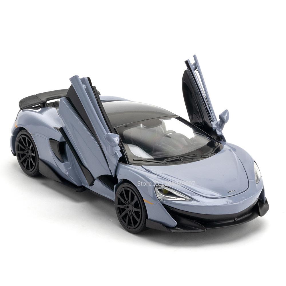 

1:32 McLaren 600LT Toy Models Alloy Diecast Cars Sound And Light 3 Doors Opened Pull Back Function Toy Vehicles For Kids Gifts сірий