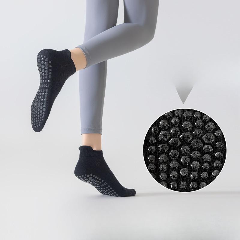 Yoga Socks, Women's Sweat-absorbing and Moisture-wicking Sports Short Socks, Silicone Anti-slip Cotton Socks, Breathable and Non-shedding, Fitness