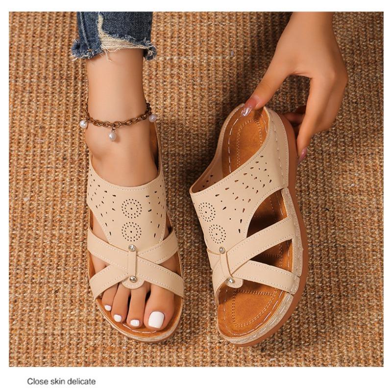 Women's Summer New Slope Heel Slippers Women's Cross I-shaped Solid Color Outerwear Beach Cool Slippers