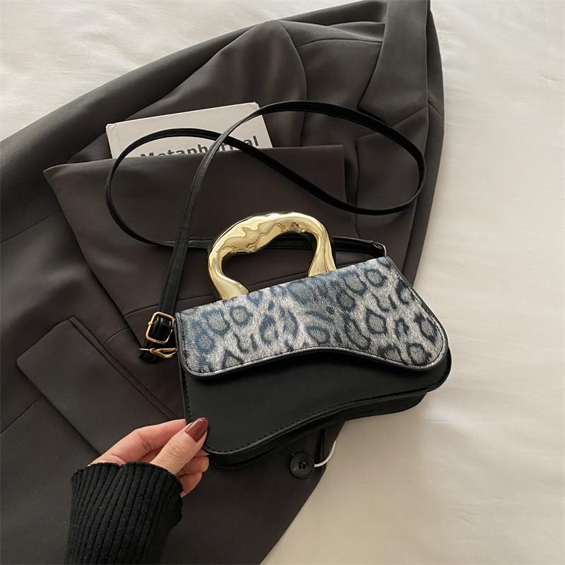 Elegant Leopard Pattern Small Square Crossbody Bag Unique And Trendy Design For Women