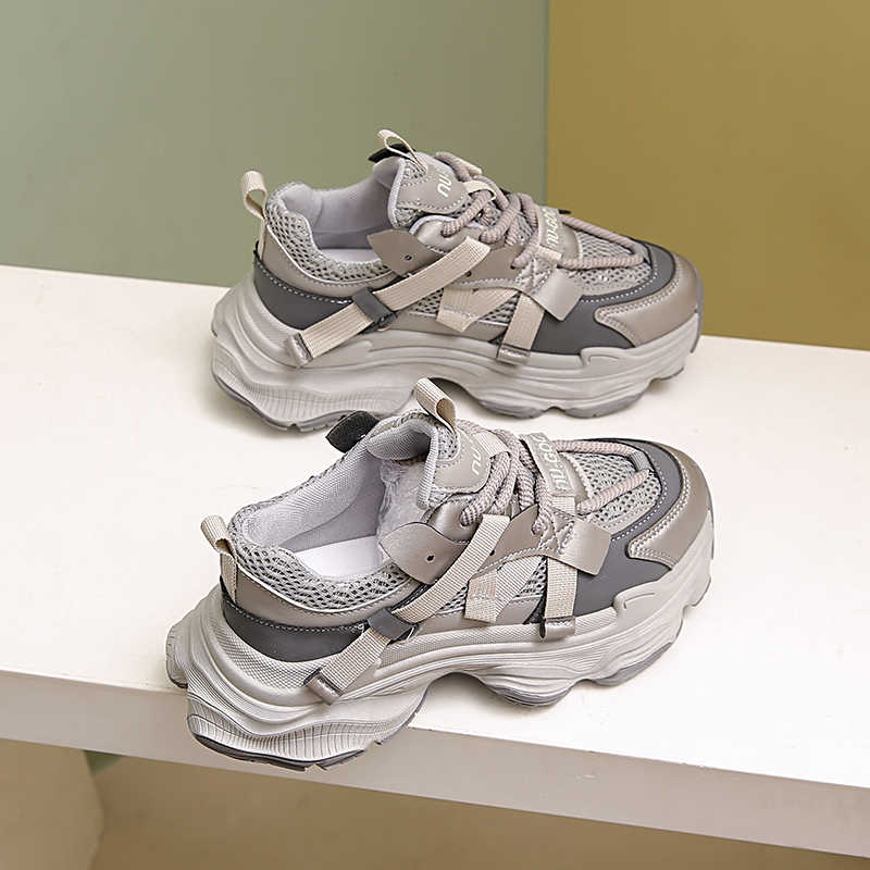 Fashion Outdoor With Holes Basketball Women Mary Jane Funky Shoes Women Sneakers Original Sport Luxury Brand Casuall