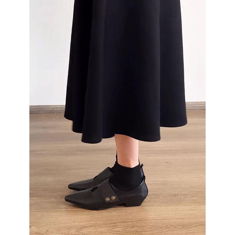 Sheepskin Version~ Super Soft Small Gold Buckle Pointed Small Leather Shoes Women's Design Thick Heel Versatile Household Shoes