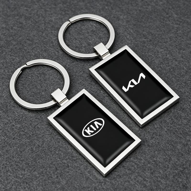 Car Badge Keychain Pendant Metal Keyring Valve For KIA K5 K9 Sorento Ceed Sportage Carnival Stinger Niro Cadenza Soul Cerato EV6 sdvc80