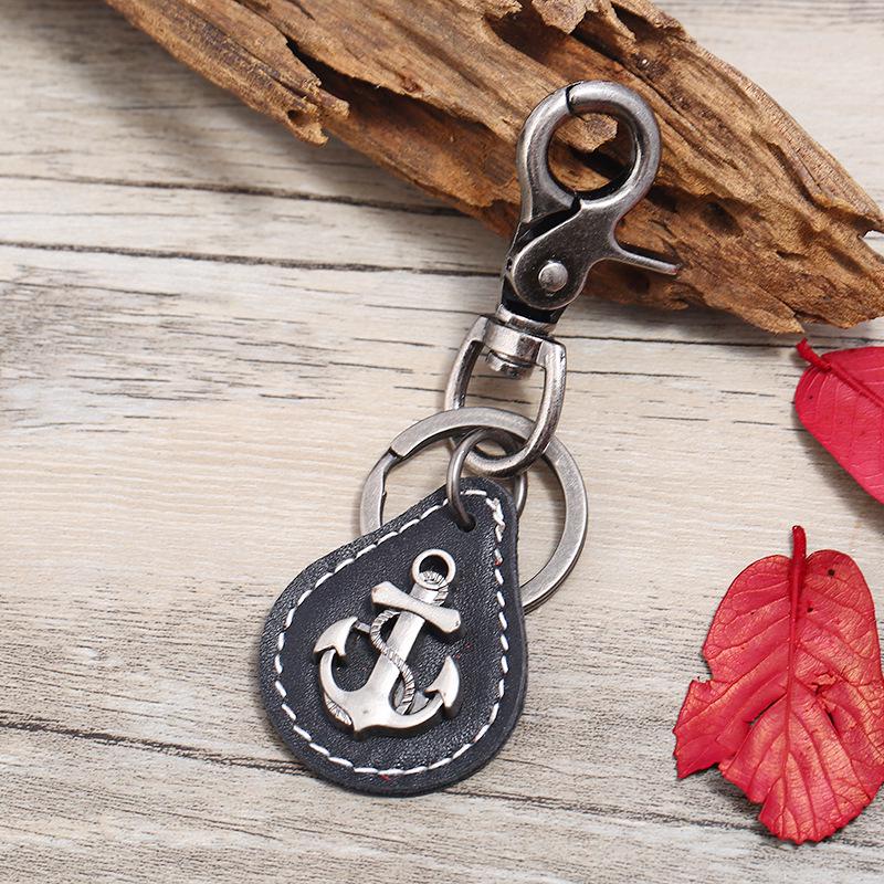 Retro Bronze Alloy & Genuine Leather Men's Keychain - European & American Style