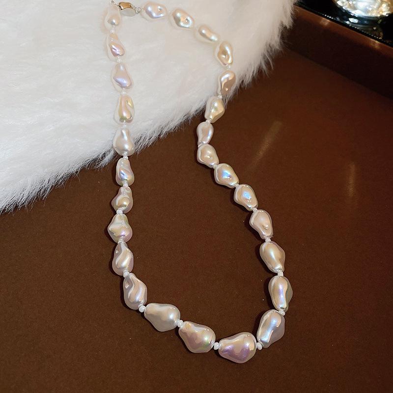 Vintage French Pearl Sweater Necklace: Elegant, Extra-Long Design for Versatile Fashion