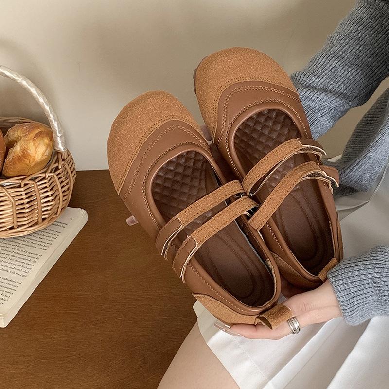 French Retro White Ballet Flat Mary Jane Single Shoes Women's 2025 New Spring and Autumn One-pedal Soft-soled Beanie Shoes