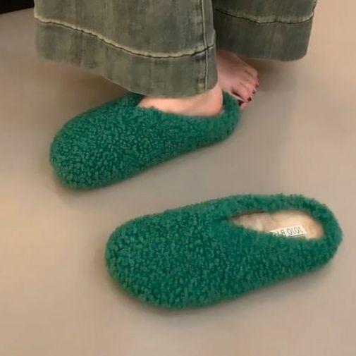 Niche Mao Mao shoes, women wear thick-soled warm cotton tows, soft soles are beyond foreign gas, and one pedal Baotou tows