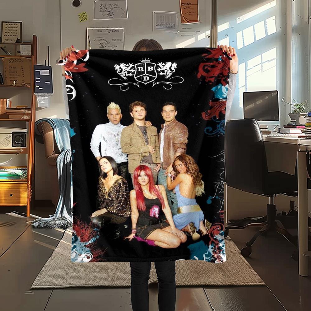 1 Stück RBD Banddruck Flanelldecke, Hohe Qualität, Bequem für alle Jahreszeiten, Heimdekoration, Wärme und Komfort, Perfekt für Geschenke