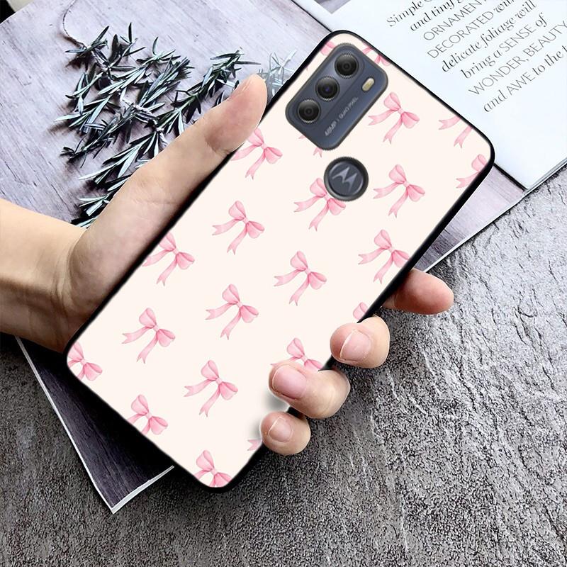Pink Bow Tie Funda Phone Case For Motorola Moto G85 G55 G05 G14 G75 G31 G50 G10 G20 G30 G60 G13 G32 G84 G54 G53 G72 G24 Power