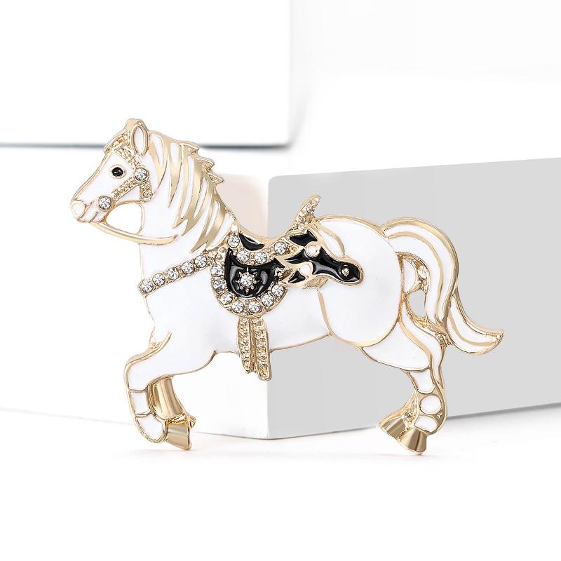 4-Color Alloy Running Horse Brooch Pins Fashion Exquisite Zodiac Horse Badge Women Kid'S Clothes Backpack Brooches New Year Gift