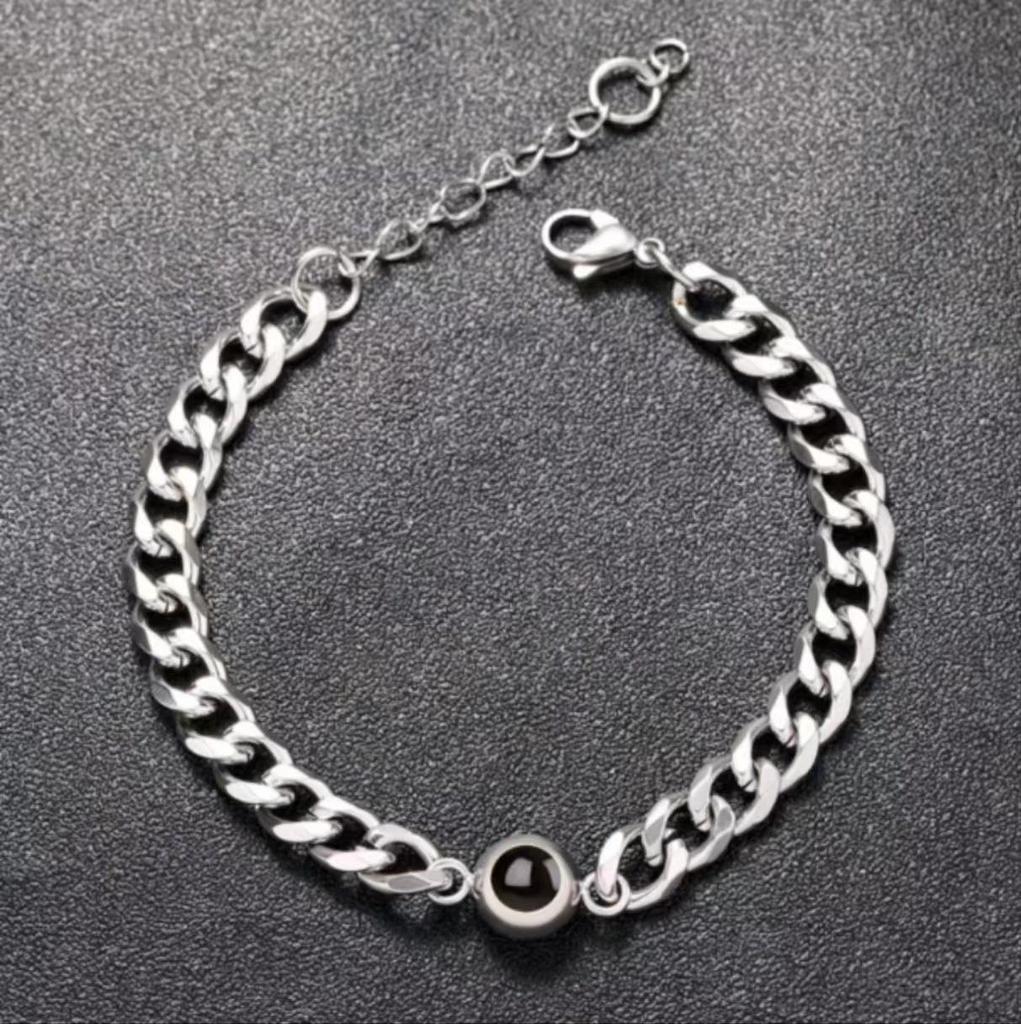 Custom Titanium Steel Couples Bracelets: 'I Love You' in 100 Languages with Photo Projection