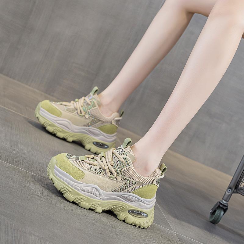 Thick-soled Retro Dad Shoes Women's 2025 Autumn New Height Increase Casual Fashion Versatile Sports Hot Diamond Red Women's Shoes