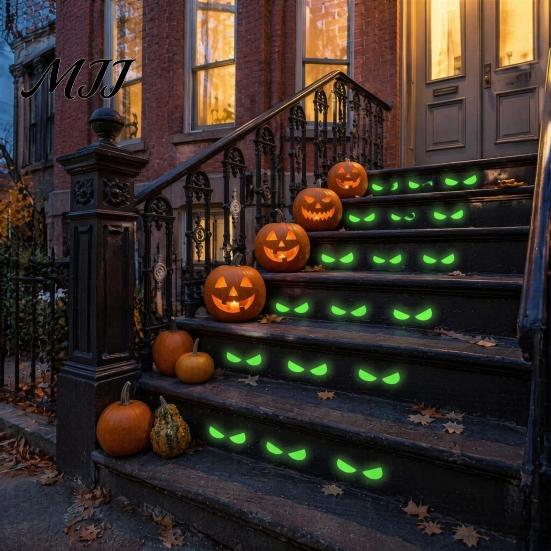 Room Atmosphere Stickers Halloween Glow in The Dark Demon Eye Wall Stickers, Scary Luminous Ghost Eyeball Decals, Waterproof Self-Adhesive Horror Deco