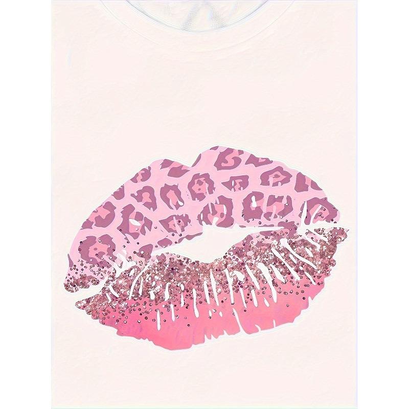 European Size Plus Size, Women's Plus Size White Leopard Print Pink Lips Graphic Tee - Crew Neck Short Sleeve T-Shirt