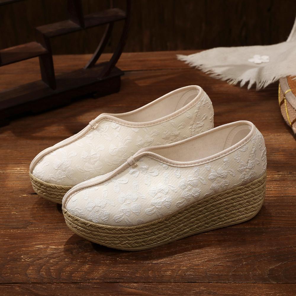 

Retro Shoes for Women Hanfu Shoes New Lightweight Thick Soled Ethnic Cloth Shoes Women s Versatile Embroidered Women s Shoe 40 білий