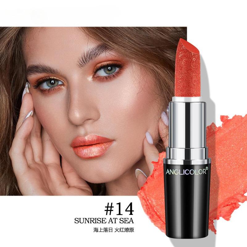 Carved Shiny Lipstick Pearl Lipstick Non-Stick Cup Long-lasting Moisturizing Lip Balm Non-Fading Glitter Lip Balm Contains No Preservatives