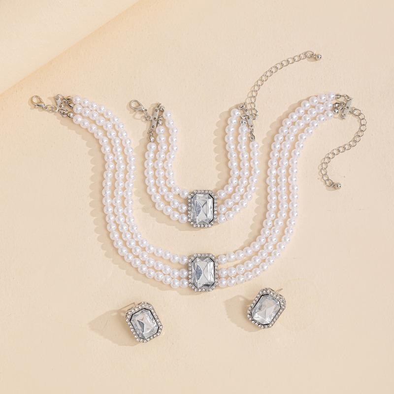Imitation pearl necklace set jewelry exaggerated light luxury gemstone collarbone chain retro ring bracelet