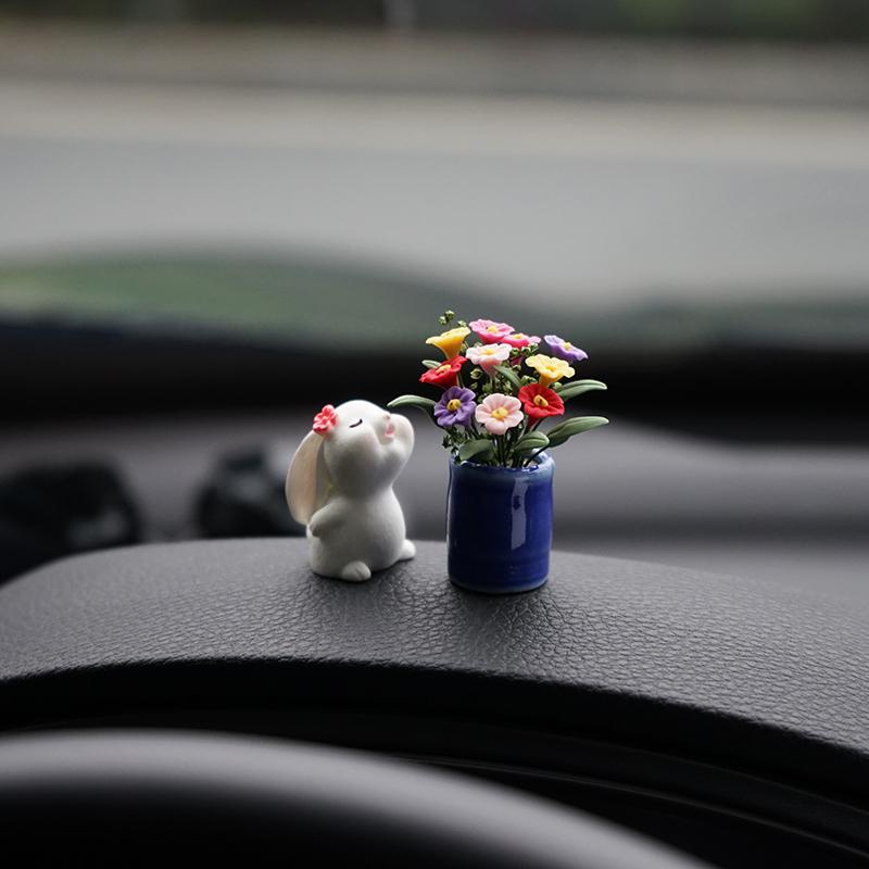 Mini Clay Flower Car Ornament Handmade Ceramic Vase Creative Car Decor Gift
