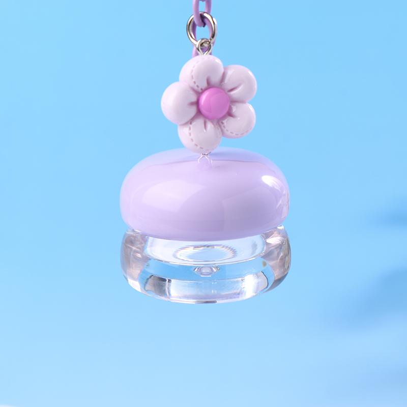 1Pcs Lip Balm Containers Lipstick Makeup Container 5g Mini Empty Plastic Lip Mask Jars With Keychain Pendant Lip Balm Cans Cream