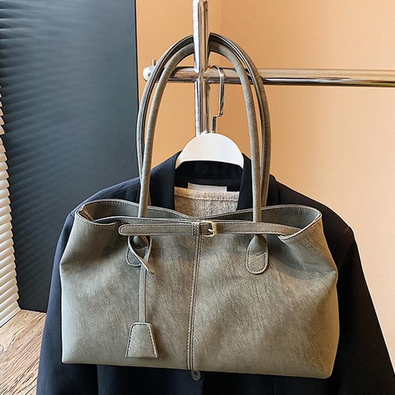 Niche Simple Soft Surface Tote Bag Women's New Temperament Commuter Shoulder Bag Large Capacity Underarm Bag
