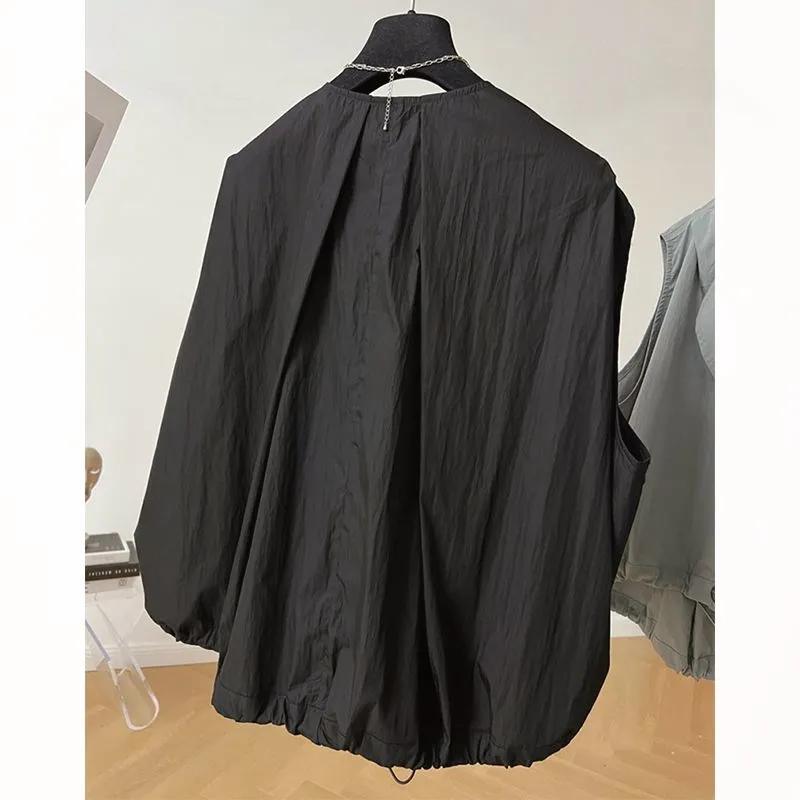 Dámská letní jednobarevná volná ležérní bezrukávová bunda plisovaná tenká vesta