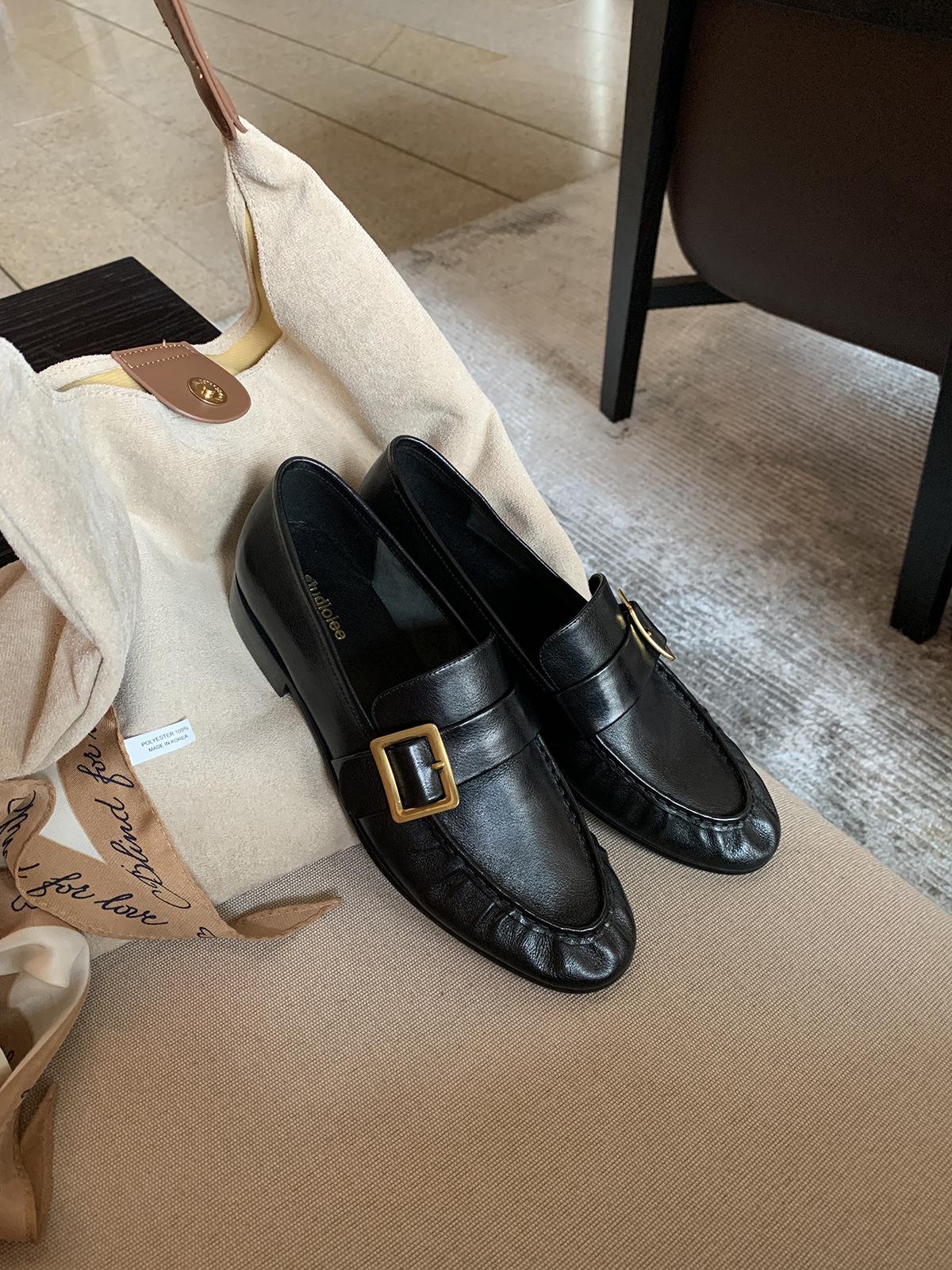 

Whole cowhide grape mother British retro versatile square buckle thick heel increase one pedal leather loafers women s small leather shoes 34