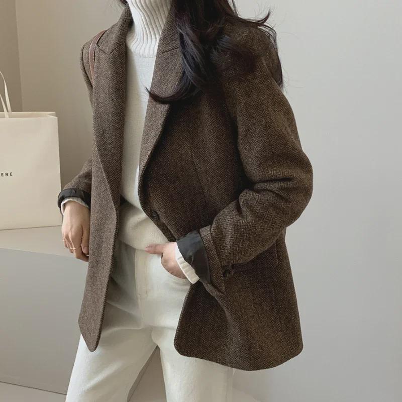 Women's Retro Hong Kong-Style Wool Herringbone Jacket - Long-Sleeved, Chic Suit Top for Spring & Autumn