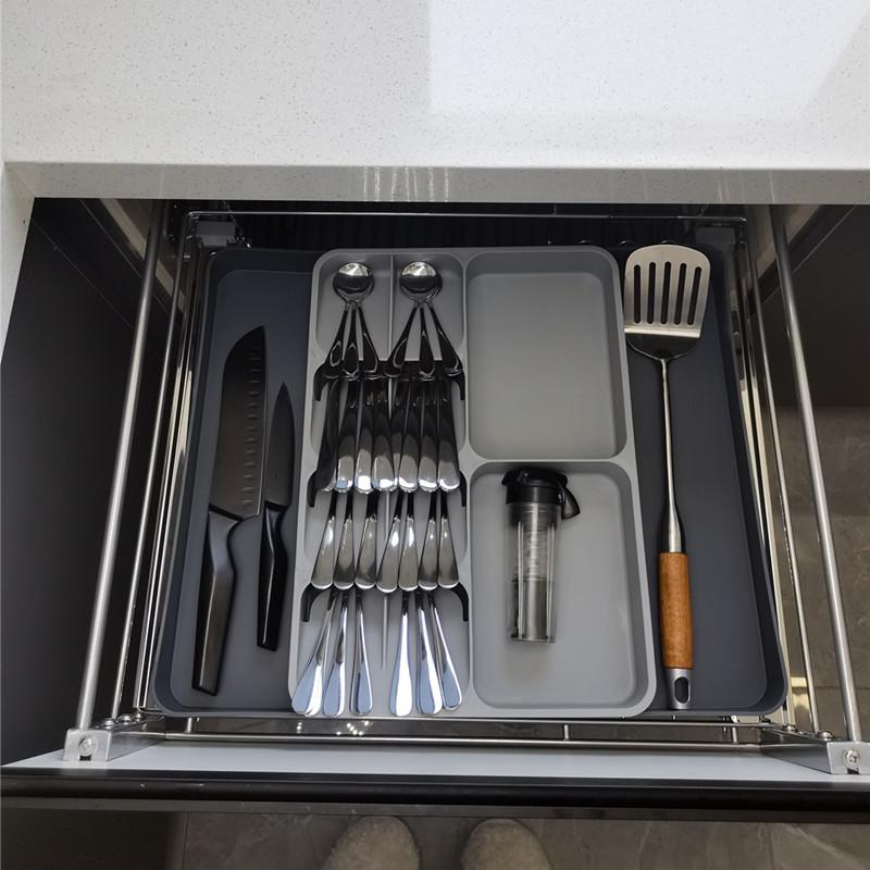 Cutlery Storage Kitchen Drawer Cutlery Sorting Arrangement Box On Both Sides Can Be Drawn Large or Small Adjustable Tray Storage Rack